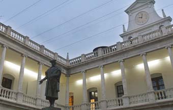 Cloister of La Nau